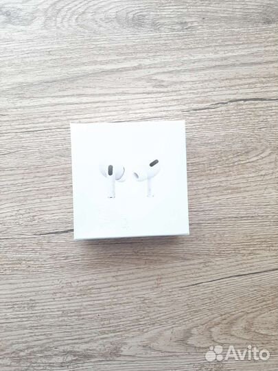Беспроводные наушники apple airpods