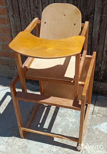 Стульчик для кормления