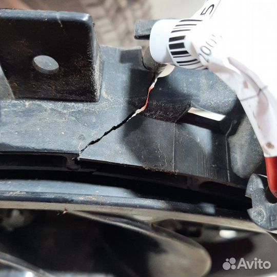 Диффузор радиатора Opel Astra H хэтчбек 2005