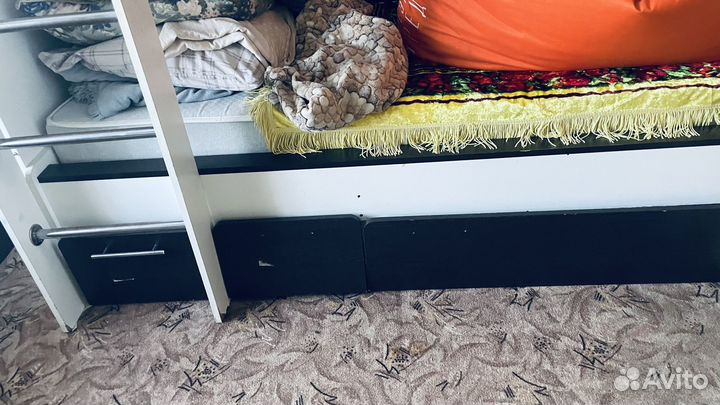 Двухъярусная кровать бу