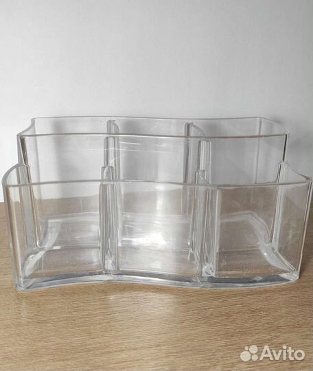 Удобная подставка на стол