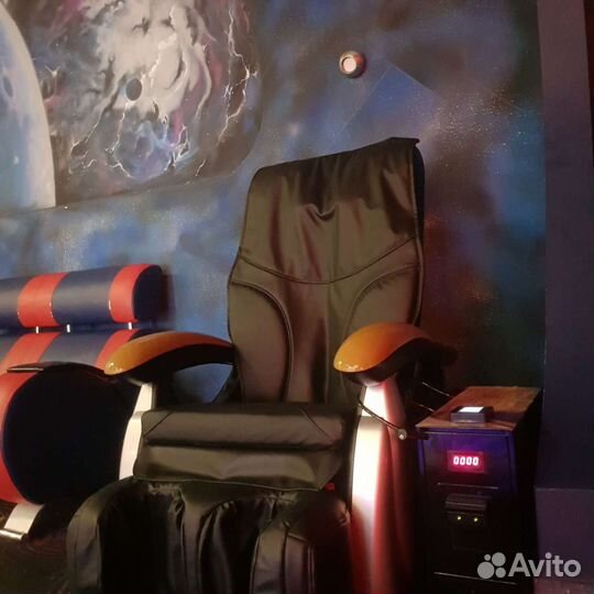 Массажное кресло с купюроприемником
