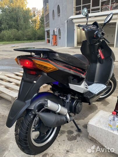 Скутер Stels Vortex 50