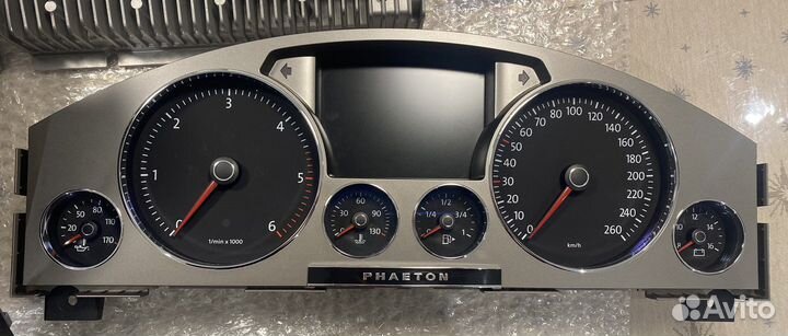 Автомагнитола rns810 VW Phaeton