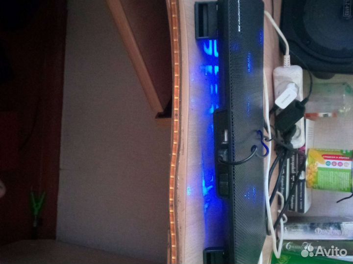 Подставка с охлаждением для ноутбука