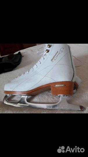 Ледовые коньки Bladerunner Stella