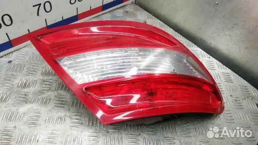 Фонарь задний левый mercedes benz C-class W204 (LD