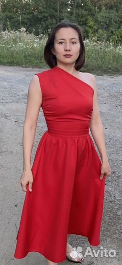 Платье женское 42 44