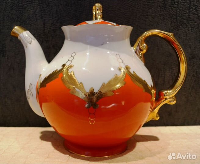 Чайник, с золочением, в коллекцию, новый, обмен