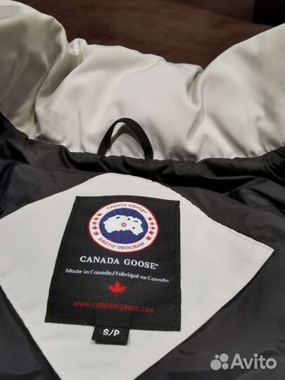 Пуховик женский оригинал canada goose