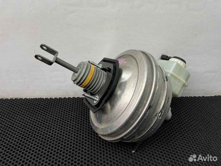 Вакуумный усилитель Bmw 7-Series F01 N63B44A 2010