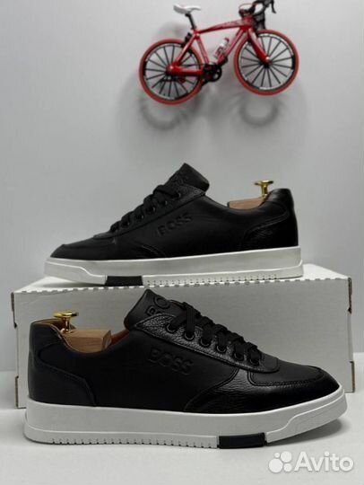 Кроссовки Boss современные