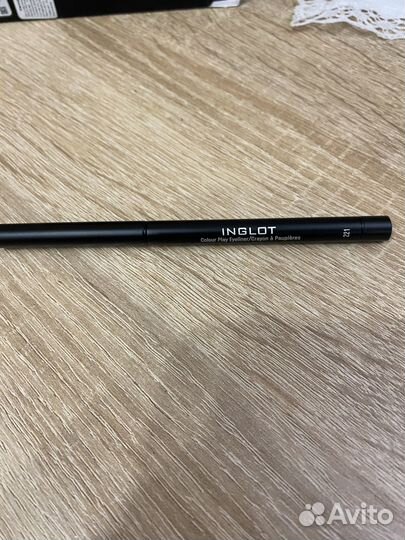 Новый карандаш для глаз Инглот