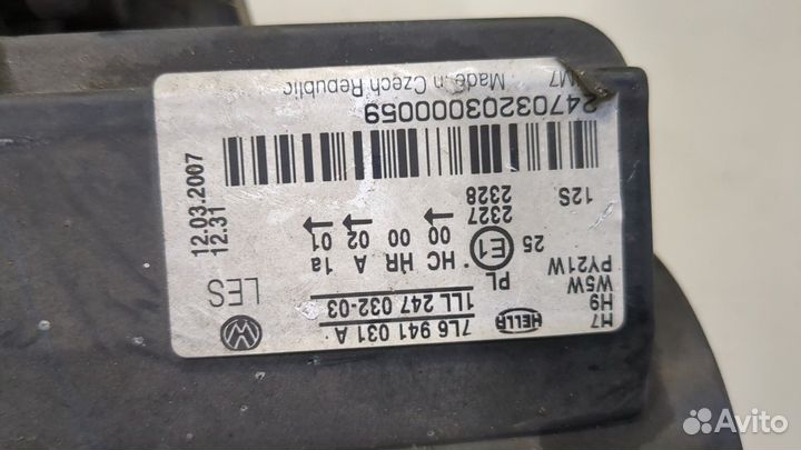 Фара (передняя) левая Volkswagen Touareg