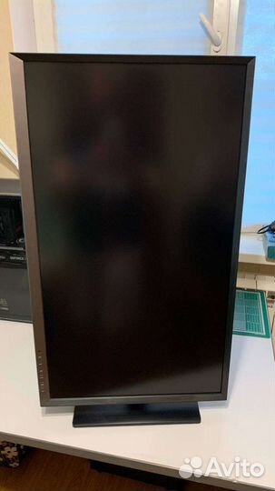 Монитор Samsung 32 дюйма