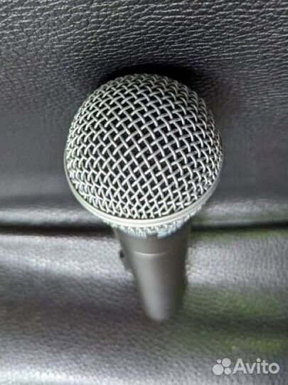 Микрофон Shure sm58