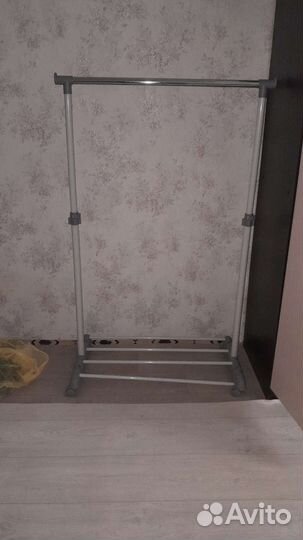 Вешалка гардеробная CH-4345 на колесиках