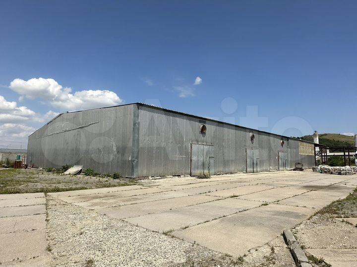 Склад, 2400 м²