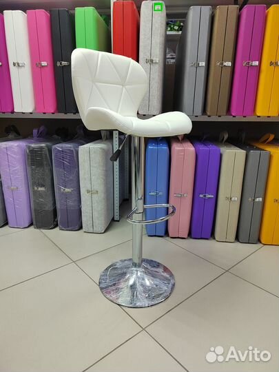 Стул-ракушка барный