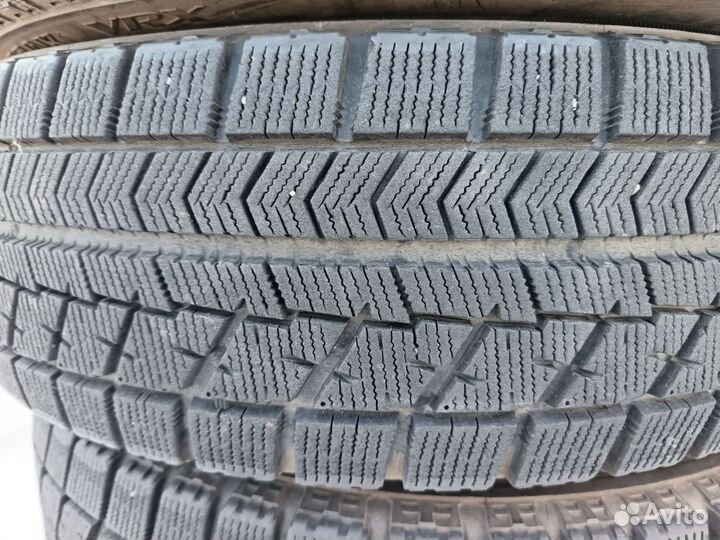 Bridgestone Blizzak VRX 175/70 R14