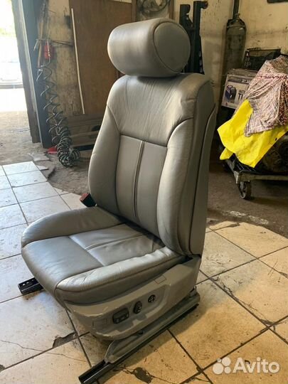 Салон серая кожа на BMW 5 E39 электро в сборе