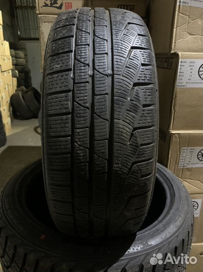 Pirelli Winter 210 SnowControl Serie II 225/40 R19 98H