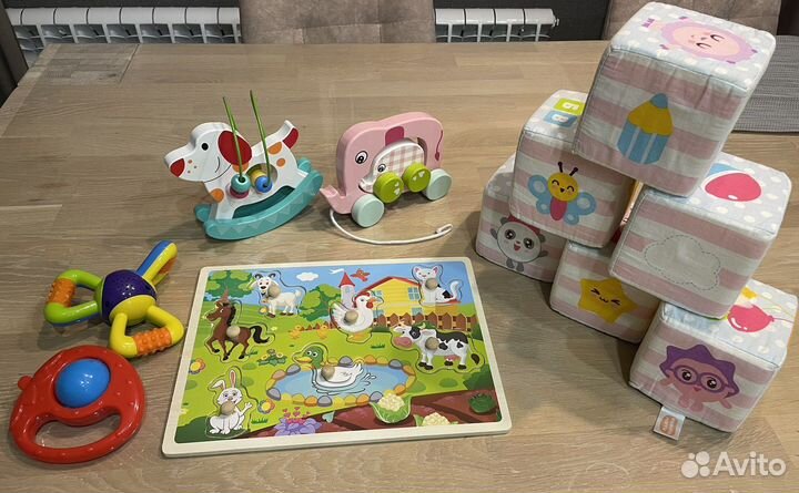 Детские развивающие игрушки пакетом