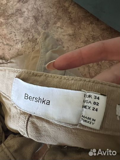 Джинсы bershka 34