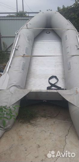 Лодка Ниссамаран 3.8