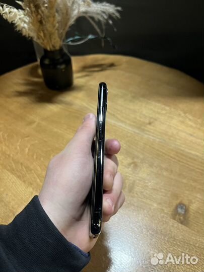 iPhone 11 Pro, 64 ГБ