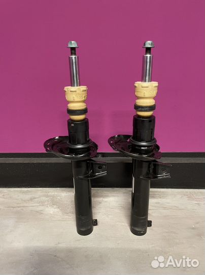 Амортизатор передний Volkswagen Tiguan Skoda