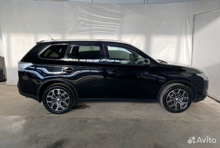 Mitsubishi Outlander 2.4 CVT, 2014, 81 002 км