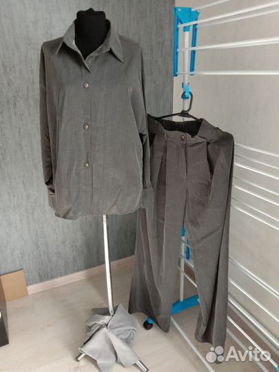 Женская теплая одежда на осень