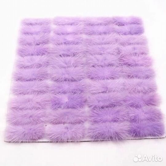 Мех норки полоски и помпоны