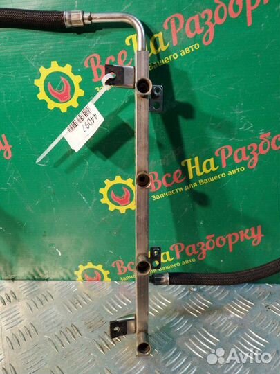 Рампа топливная(рейка) Audi A8 D3 седан