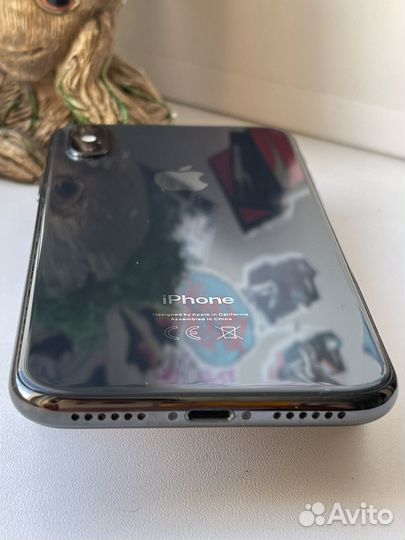 iPhone X, 64 ГБ