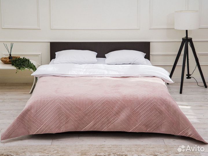 Kровать двуспальная 200х200 king size