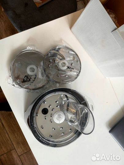 Комплект Шнековая соковыжималка Kitfort KT-1105