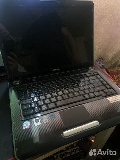 Ноутбук toshiba