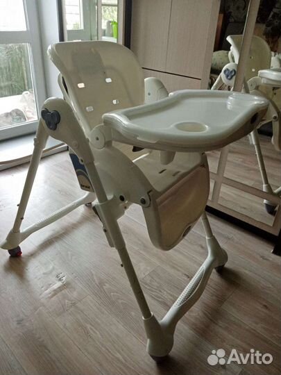 Детский стульчик для кормления