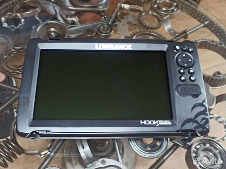 Lowrance hook reveal 9 tripleshot