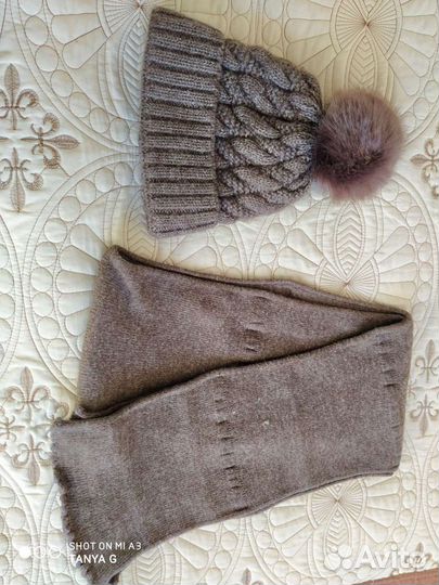 Женский шарф и шапка