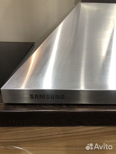 Вытяжки для кухни Samsung и Икеа бу 60 см