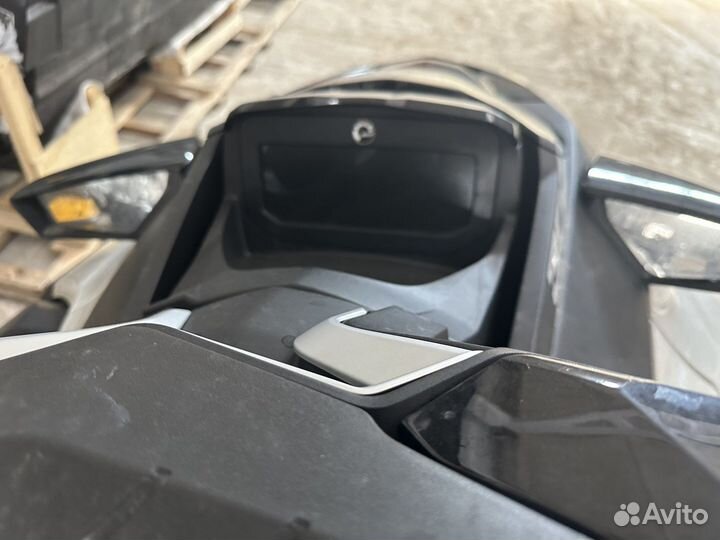 Новый Gtx 300 limited 2023 BRP SEA-DOO LTD