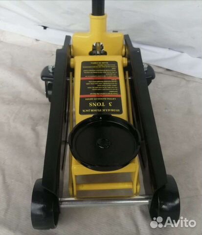 Домкрат подкатной 3 тонны