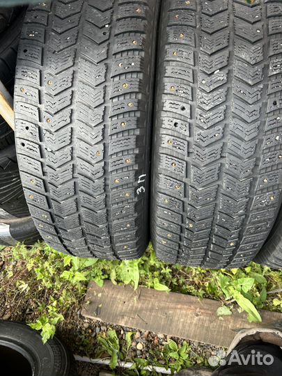 Bridgestone Blizzak Ice 265/65 R17