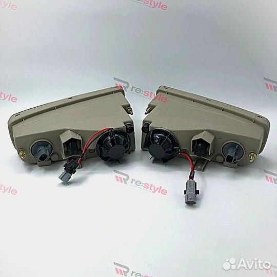 Туманки Lexus LX470 Белые