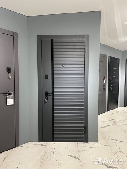 Металлическая дверь входная