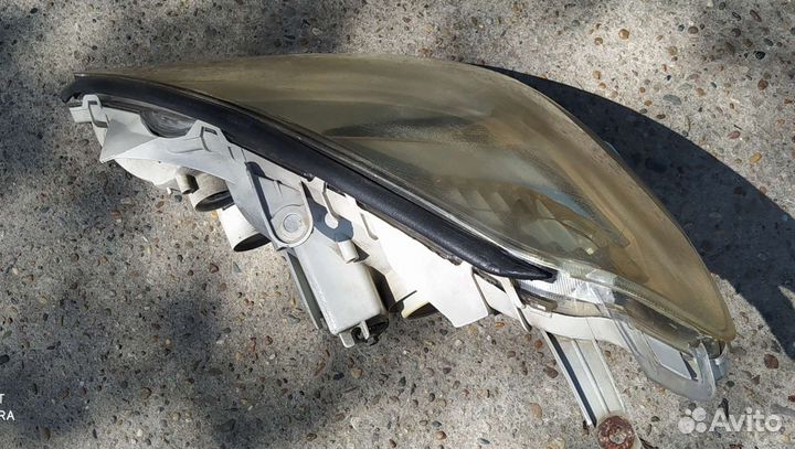 Фара правая allion NZT240