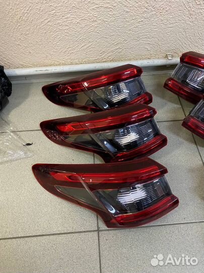 Комплект фонарей Nissan Qashqai J11